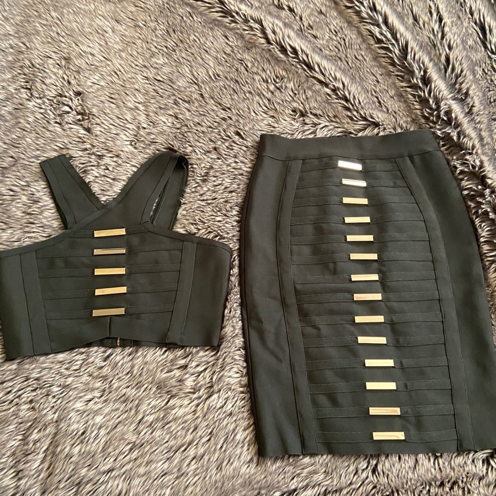 Dark green two piece set with Gold detailing
